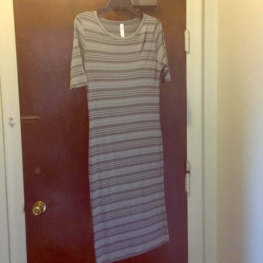 NWOT Lularoe Julia Dress